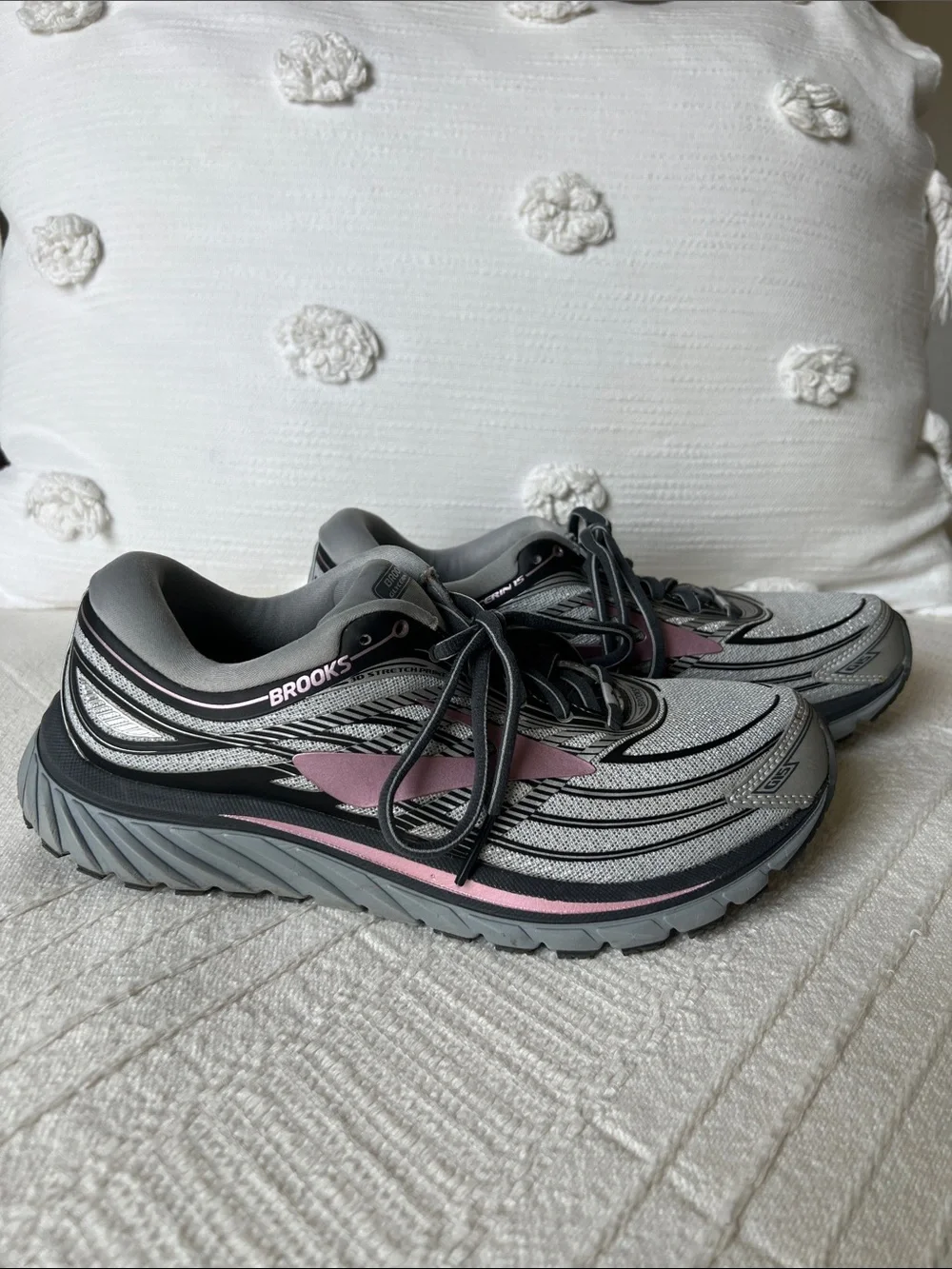 Brooks lightweight design